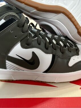 Nike Dunk High Sneakers White, Olive & Black